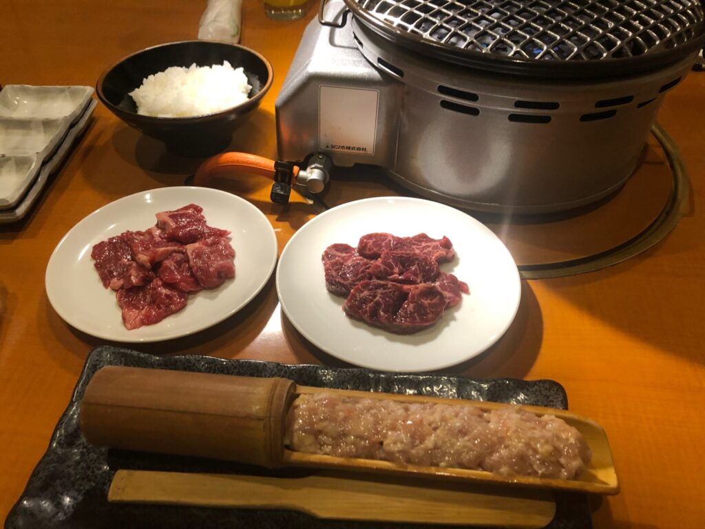 焼肉ダイニングやまやの「やまやセットB」の　セットメニュー内容の画像